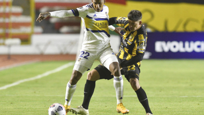 Boca se juega la clasificación ante The Strongest en la Bombonera