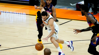 NBA: Denver cayó ante Phoenix en el inicio de la semi