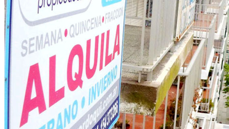 Los servicios son el rubro que sufrió el mayor recorte