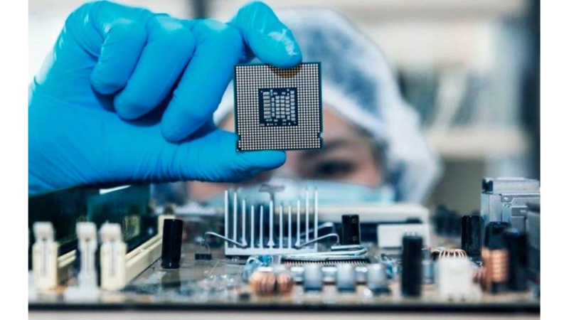 La falta de microchips amenaza lastrar la recuperación económica global postcovid