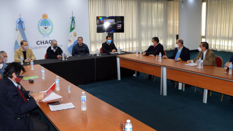 Capitanich y Basterra presentaron el plan ganadero nacional federal