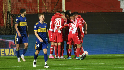 Boca se quedó en el segundo tiempo y Unión le empató a falta de 10 minutos para el final