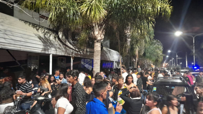 Alrededor de 3000 personas en siete fiestas clandestinas