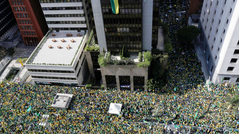 Bolsonaro amenazó a la Justicia y dijo que no cumplirá órdenes judiciales