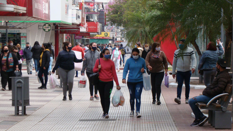 Confirmaron 106 muertes y 2.034 contagios en las últimas 24 horas