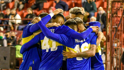 Boca: goleó en su visita a Huracán y trepó al tercer puesto