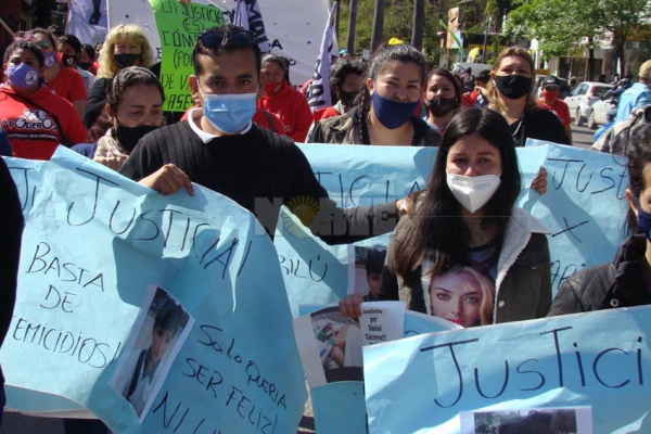 Marcha por un femicidio más en Resistencia: "Fallaron todos los organismos del Estado"