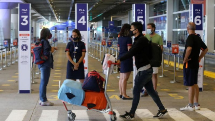 turistas extra.jpg
