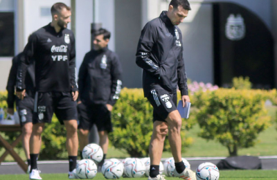 Scaloni prepara el once ante Brasil con Lionel Messi desde el vamos