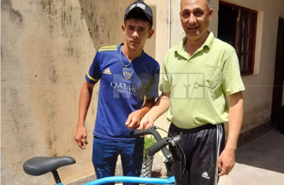 Ladrillero de día, estudiante por la noche