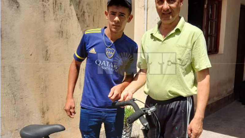 Ladrillero de día, estudiante por la noche