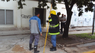 Principio de incendio afectó al edificio de Telecom