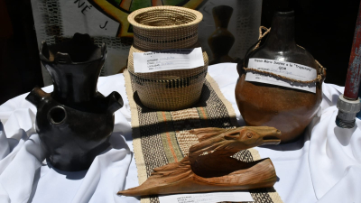 La Feria de Artesanía Aborigen Chaqueña se consolida como vidriera de las comunidades