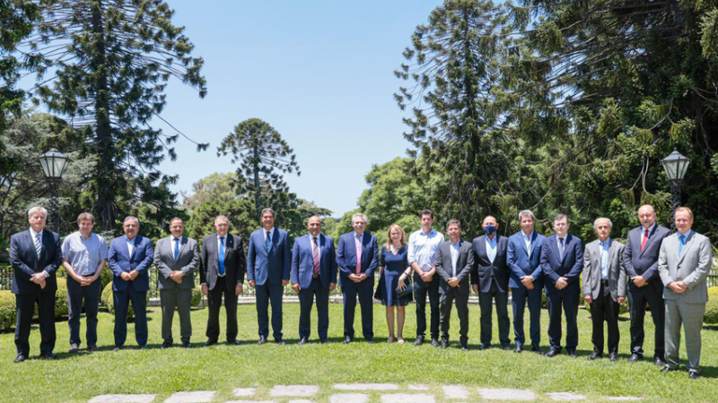 Capitanich participa de la reunión entre gobernadores y el presidente Alberto Fernández