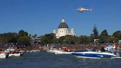Desfile náutico de la Virgen de Itatí