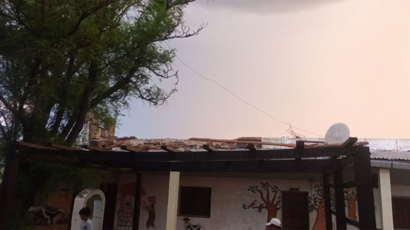 Más de 200 milímetros y destrozos en la escuela N 896 de Pampa Grande