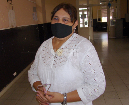 Escuela 69 directora.JPG