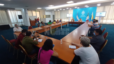 Aumento para estatales: el Gobierno ofreció un esquema similar al docente