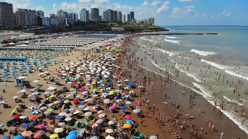 Turismo: lanzarán la tercera edición PreViaje tras el verano récord