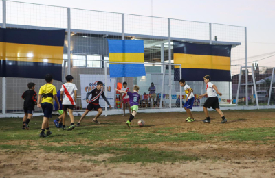 Capitanich inauguró una cancha de fútbol en Puerto Tirol