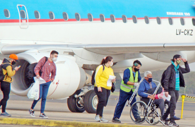 Medio país considera que es viable privatizar Aerolíneas Argentinas