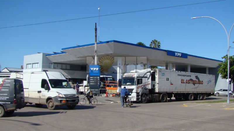 Estaciones locales esperan importaciones para satisfacer la demanda de gasoil