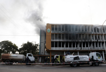 Muni incendio Barranqueras 3.JPG