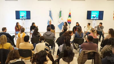 Capitanich en el encuentro "Juventudes, Democracia y Participación"