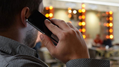 Un hombre fue extorsionado por una supuesta trabajadora sexual y perdió miles de pesos