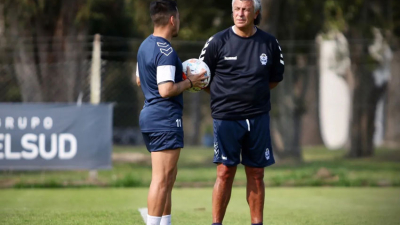 Gimnasia llega al Chaco y Gorosito define el 11 para medirse con Patronato