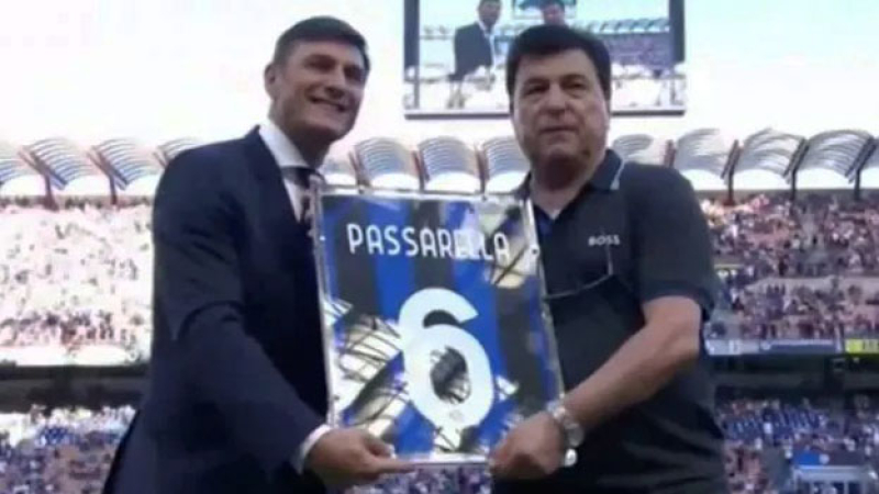 Passarella reapareció y fue homenajeado por el Inter