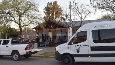 Cinco policías federales detenidos por presuntos vínculos con narcos