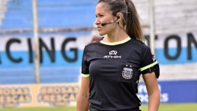 Mariana Duré, la primera árbitra chaqueña en la LPF