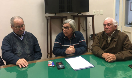 Mariela-Kasko-en-mesa-de-enlace-(1).jpg