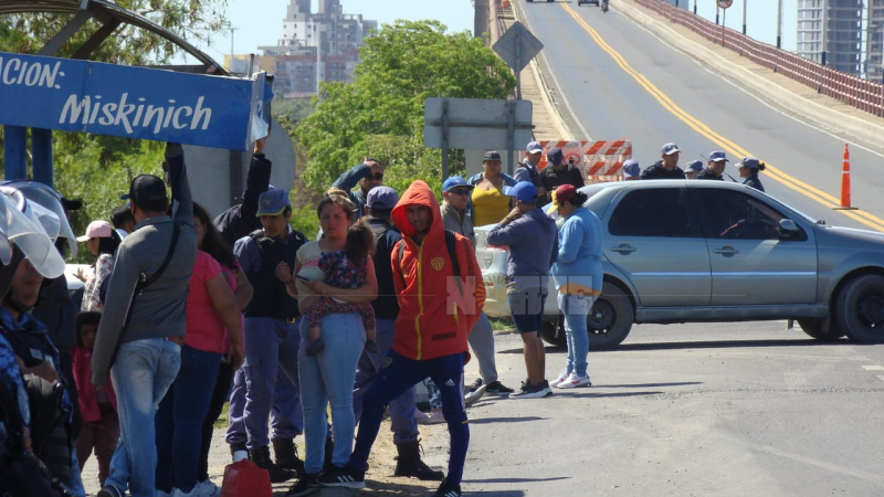 Nueva protesta en el Puente Chaco-Corrientes complicó el tránsito durante las primeras horas