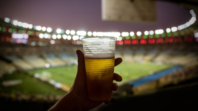La FIFA prohibió venta de bebidas alcohólicas en los estadios