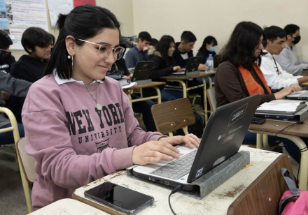 estudiantes.JPG