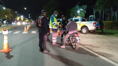 Operativos policial tras los festejos: 153 actas de infracciones en Resistencia