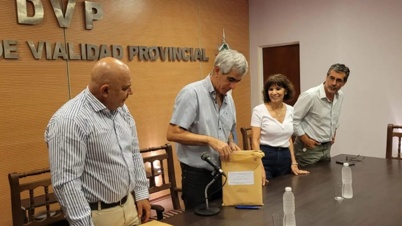 Continúa la licitación para pavimentar calles en Resistencia