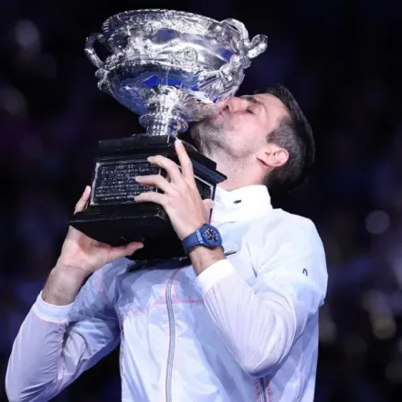 novakdjokovic,_campeón_del_australian_open_2023_(reuters)8363_sq.jpg
