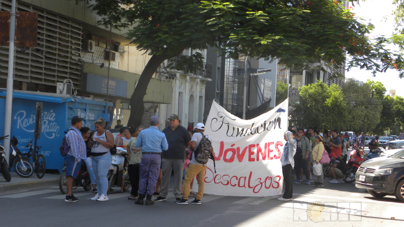 El piquete nuestro de cada día: caos vehicular en el centro de Resistencia