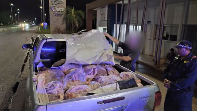 Trasladaba carne en condiciones insalubres y sin documentación
