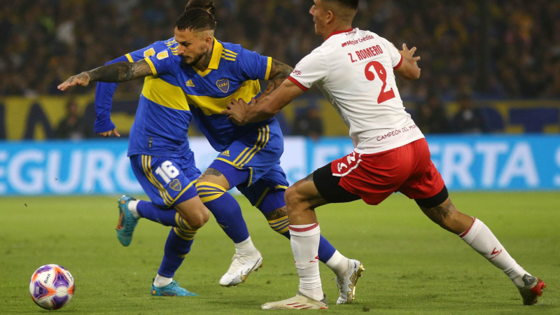 Boca no encuentra el rumbo y cayó en el final contra  Estudiantes