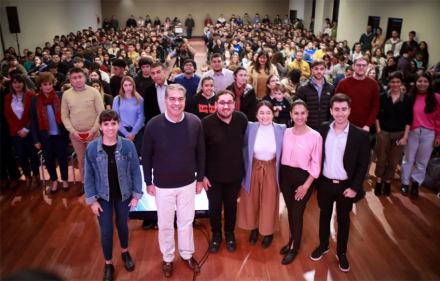 jovenes.jpg
