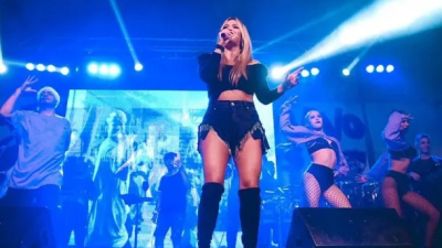 Karina, La Princesita, llega a Resistencia