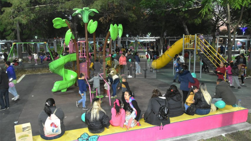 Las plazas fueron las elegidas para cerrar el finde XXL