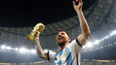 Homenaje a Messi en Albania: un artista realizó un mural de 30 metros