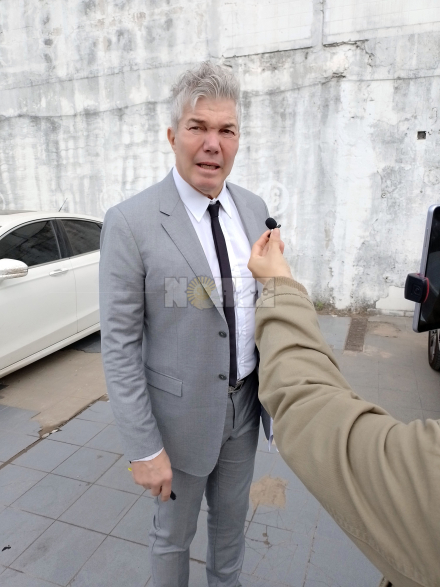 Burlando entrevista.JPG