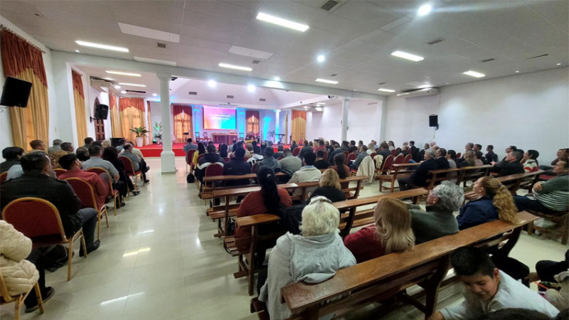 Más de 200 pastores se reunieron en Du Graty