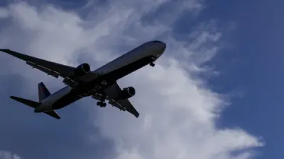 Tragedia en California: murieron seis personas en un accidente aéreo